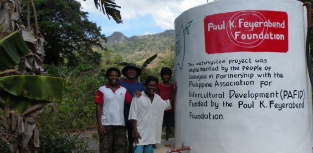 Agua y patrimonio. Ayudar a que un comunidad Tagbanwa satisfaga sus necesidades básicas en la Isla de Coron, Filipinas