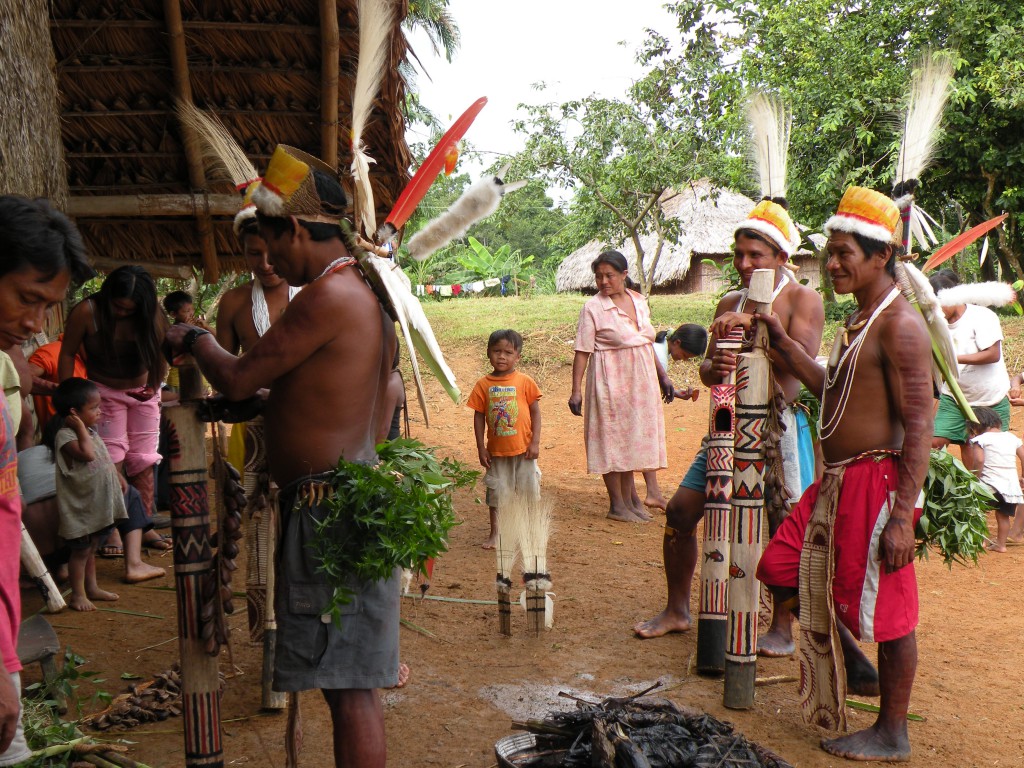 Taita José Becerra y el Dr. Germán Zuluaga Ramírez curación basada en